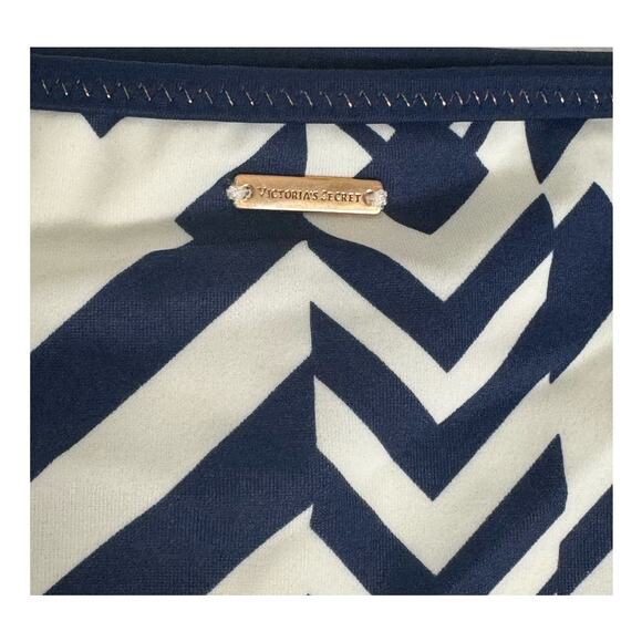 NWT Victoria's Secret Classic Hipster Bikini Bottom Navy/White Aztec Print S - Picture 7 of 9